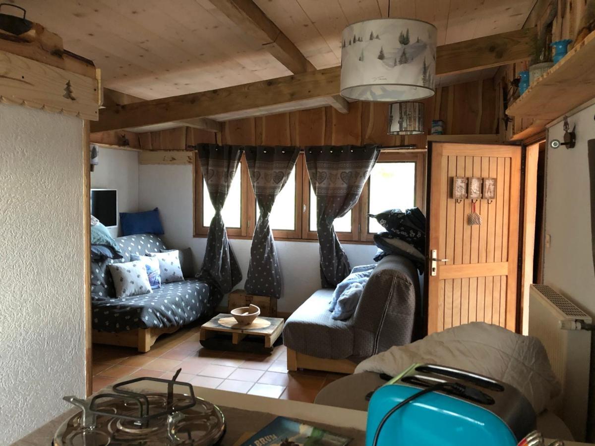 Le Chalet De La Goutte Saint-Appolinaire  Buitenkant foto