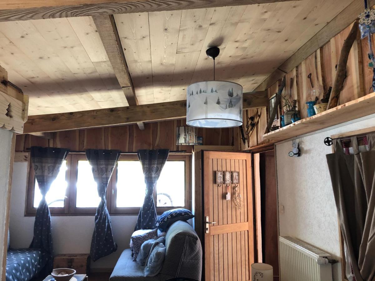 Le Chalet De La Goutte Saint-Appolinaire  Buitenkant foto